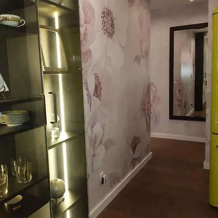 Emily Apartment *
